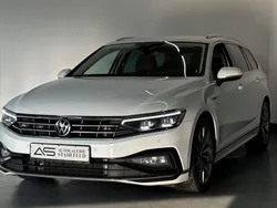 Weiß Gebraucht 2021 VW Passat R-line Kombi | 20.199 € (Guter Preis)