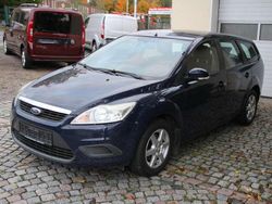 Blau Gebraucht 2009 Ford Focus Ambiente Kombi | 4.550 € (Etwas zu teuer)