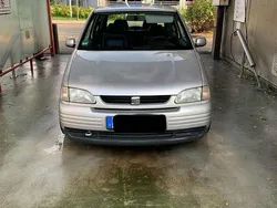 Silber Gebraucht 2001 Seat Arosa Kleinwagen | 1.000 € (Fairer Preis)