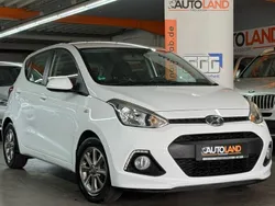 Weiß Gebraucht 2015 Hyundai i10 YES! Kleinwagen | 8.400 € (Fairer Preis)