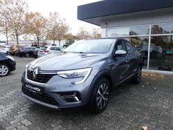Grau (metallic) Gebraucht 2021 Renault Arkana Zen SUV | 19.480 € (Guter Preis)