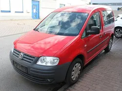 Rot Gebraucht 2010 VW Caddy Team Van / Kleinbus | 3.650 € (Guter Preis)