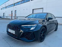 Schwarz Gebraucht 2023 Audi RS3 Sport Kleinwagen | 53.550 € (Fairer Preis)