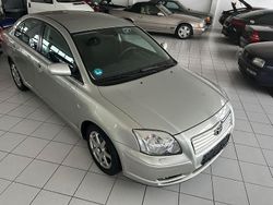 Silber Gebraucht 2006 Toyota Avensis Executive Limousine | 7.500 € (Teuer)
