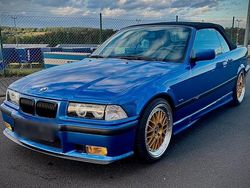 Blau Gebraucht 1996 BMW 318 Cabriolet Cabrio | 15.800 €