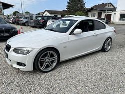 Weiß Gebraucht 2012 BMW 318 M Sport Coupé | 6.990 € (Fairer Preis)
