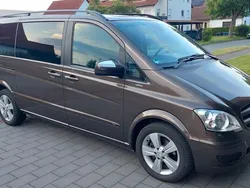 Braun Gebraucht 2012 Mercedes Viano Van / Kleinbus | 30.000 €