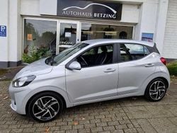 Silber Gebraucht 2021 Hyundai i10 Trend Kleinwagen | 12.344 € (Fairer Preis)