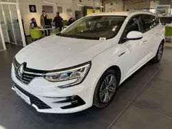 Weiß Gebraucht 2021 Renault Mégane IV Intens Kombi | 17.590 € (Guter Preis)