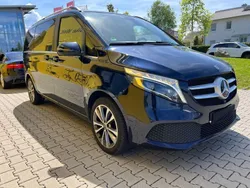 Blau Gebraucht 2020 Mercedes V300 Avantgarde Van / Kleinbus | 45.400 € (Etwas zu teuer)