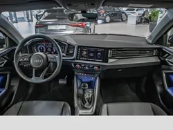 Mythosschwarz metallic Gebraucht 2024 Audi A1 Sportback Advanced Plus Kleinwagen | 27.750 € (Fairer Preis)