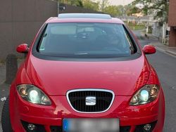 Rot Gebraucht 2006 Seat Toledo Limousine | 5.300 € (Etwas zu teuer)