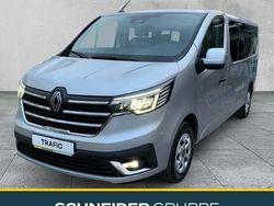Grau Neu 2024 Renault Trafic Evolution Van | 40.990 € (Guter Preis)