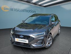 Grau Gebraucht 2023 Ford Focus Kombi | 26.699 € (Fairer Preis)