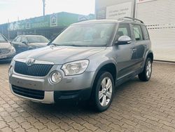 Grau Gebraucht 2012 Skoda Yeti Ambition SUV | 4.750 € (Fairer Preis)