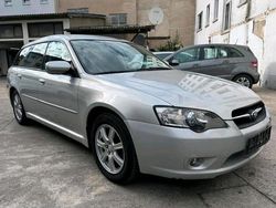 Silber Gebraucht 2004 Subaru Legacy Kombi | 3.300 € (Etwas zu teuer)
