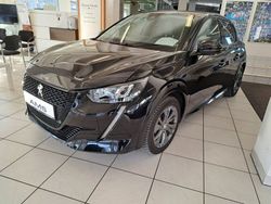 Schwarz Gebraucht 2023 Peugeot e-208 Allure Kleinwagen | 19.490 € (Fairer Preis)