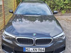Grau Gebraucht 2019 BMW 530 Performance Kombi | 25.900 € (Fairer Preis)