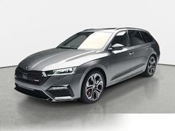 Metallic Gebraucht 2024 Skoda Octavia RS | 42.600 € (Teuer)