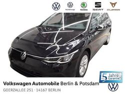 Deep black perleffekt Gebraucht 2024 VW Golf VIII Life Kombi | 26.990 € (Etwas zu teuer)
