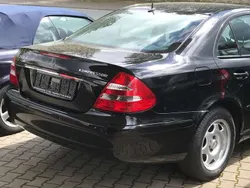 Schwarz Gebraucht 2004 Mercedes E200 Classic Limousine | 2.500 € (Guter Preis)