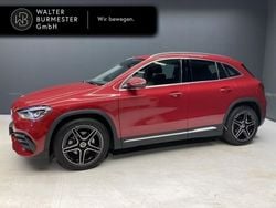 Rot (993 manufaktur patagonienrot metallic) Gebraucht 2023 Mercedes GLA200 AMG line SUV | 36.480 € (Guter Preis)