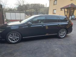 Schwarz Gebraucht 2014 VW Passat Highline Kombi | 16.999 € (Teuer)