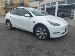 Weiß Gebraucht 2022 Tesla Model Y Long Range SUV | 42.650 €