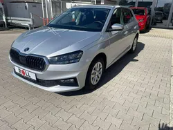 Brilliantsilber metallic Gebraucht 2024 Skoda Fabia Selection Kleinwagen | 19.990 € (Guter Preis)