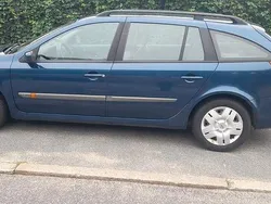 Blau Gebraucht 2004 Renault Laguna II Kombi | 749 € (Superpreis)
