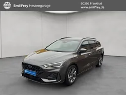Magnetic grau metallic Gebraucht 2024 Ford Focus ST-Line Kombi | 26.750 € (Guter Preis)