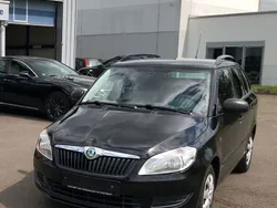 Schwarz Gebraucht 2011 Skoda Fabia Special Kombi | 3.700 € (Fairer Preis)