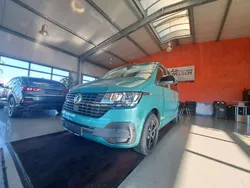 Bay leaf green metallic Gebraucht 2020 VW T6.1 Trendline Van | 45.900 € (Teuer)