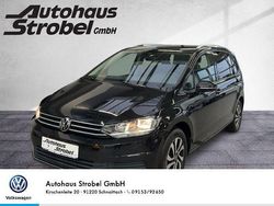Deep black perleffekt Gebraucht 2022 VW Touran Active Van / Kleinbus | 33.990 € (Etwas zu teuer)