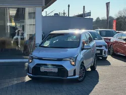 Silber Neu 2024 Kia Picanto Vision Kleinwagen | 17.880 € (Etwas zu teuer)