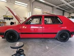 Rot Gebraucht 1989 VW Golf II Coupé | 2.000 €