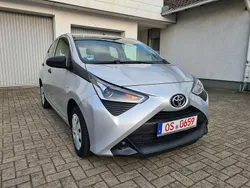 Silber Gebraucht 2019 Toyota Aygo Kleinwagen | 7.699 € (Fairer Preis)