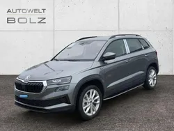 Grau Gebraucht 2025 Skoda Karoq Drive SUV | 37.590 € (Fairer Preis)