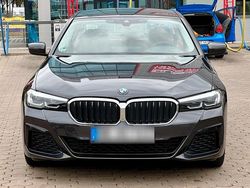 Grau Gebraucht 2023 BMW 520 M Sport Limousine | 35.000 € (Fairer Preis)