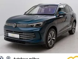 Blau Neu 2025 VW Tiguan Elegance SUV | 58.800 € (Teuer)