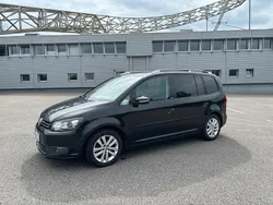 Schwarz Gebraucht 2012 VW Touran Style Van / Kleinbus | 12.500 € (Teuer)