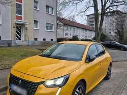 Gelb Gebraucht 2022 Peugeot 208 Kleinwagen | 11.200 € (Guter Preis)