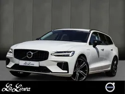 Weiss Gebraucht 2021 Volvo V60 R-Design Kombi | 34.990 € (Fairer Preis)