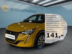 Gelb Gebraucht 2022 Peugeot e-208 Active Kleinwagen | 17.449 € (Fairer Preis)