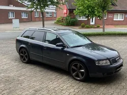 Schwarz Gebraucht 2001 Audi A4 Kombi | 1.200 € (Guter Preis)
