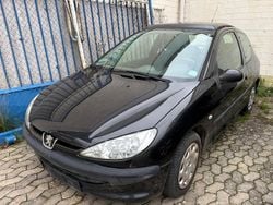 Schwarz Gebraucht 2008 Peugeot 206 Coupé | 1.900 €