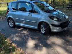 Silber Gebraucht 2005 Peugeot 1007 Kleinwagen | 4.600 € (Etwas zu teuer)