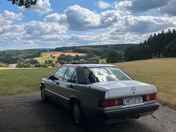 Silber Gebraucht 1991 Mercedes 190 Limousine | 5.000 €