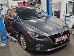 Grau Gebraucht 2015 Mazda 3 Sports-Line Limousine | 7.500 € (Fairer Preis)
