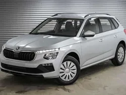 Brillant silber metallic (8e) Gebraucht 2025 Skoda Kamiq Essence SUV | 22.078 € (Superpreis)